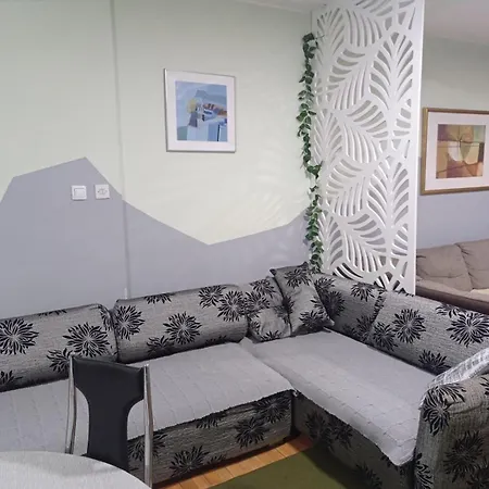 维拉杰泽罗公寓 *