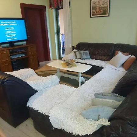 维拉杰泽罗公寓 *